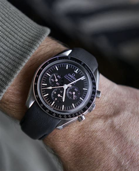 omega speedmaster 2021 leather strap|omega 20mm leather strap.